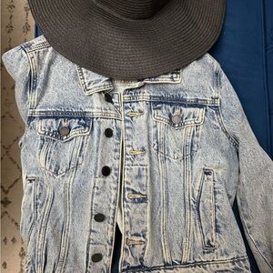 Stylish Denim Jacket with Black Hat